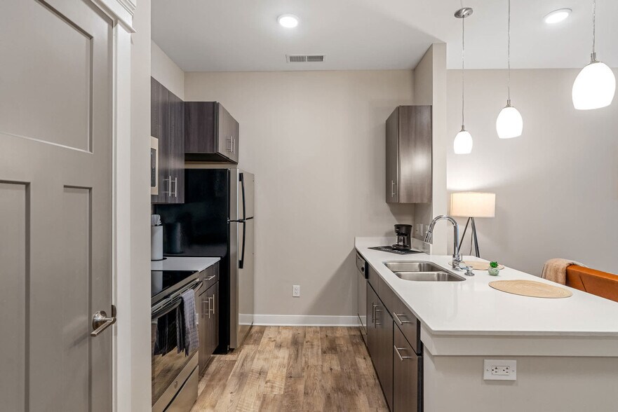 Building Photo - 501n N New Jersey St