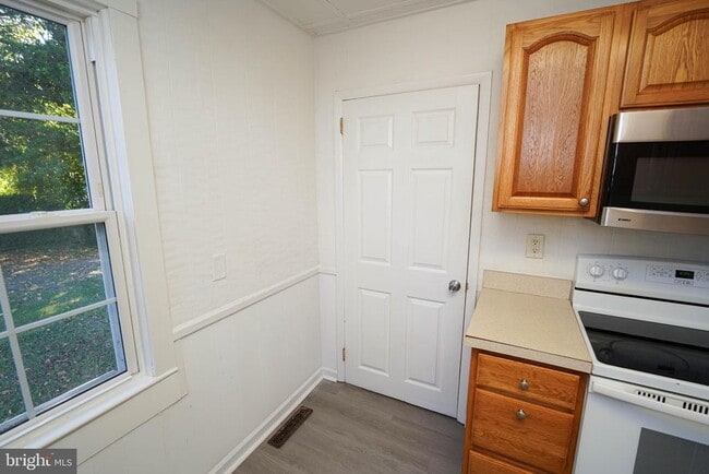 Building Photo - 509 State St