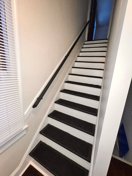 Building Photo - 5503 Southern Blvd