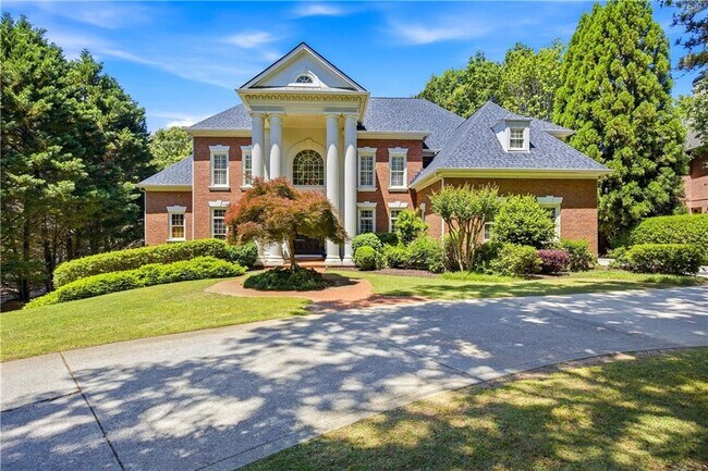 Building Photo - 1845 Sugarloaf Club Dr