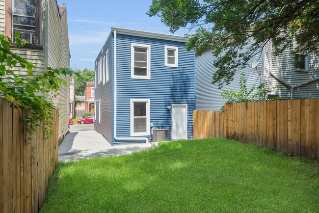 Building Photo - 4112 Kirby