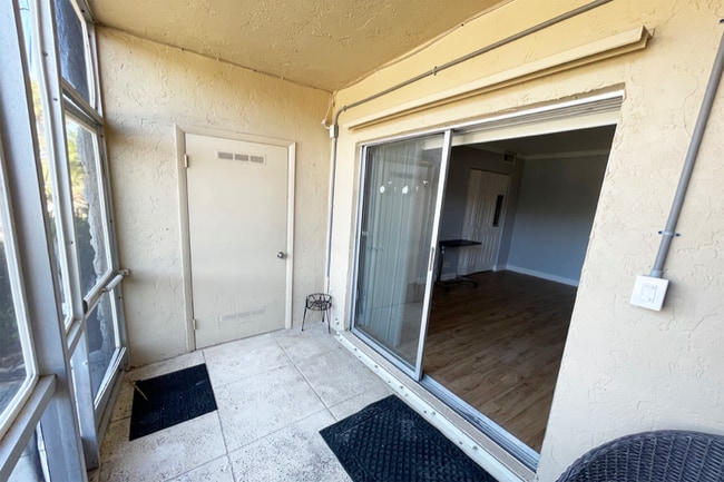 Building Photo - 1100 E Indiantown Rd