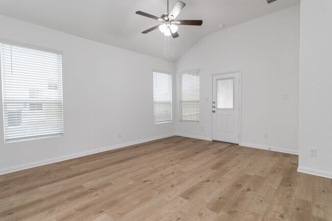 Building Photo - 5131 Cindy Br