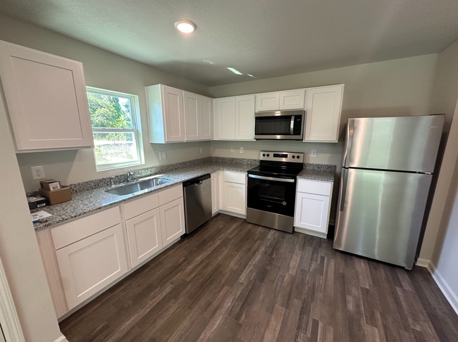 Building Photo - 16489 SW 22nd Terrace Rd