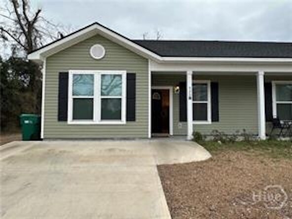 Building Photo - 520 Davis Ave