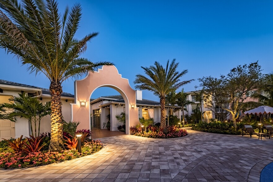 The Lotus at Village Walk 7922 Dani Dr Fort Myers FL 33966