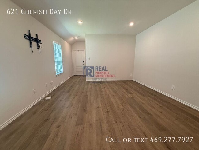 Building Photo - 621 Cherish Day Dr