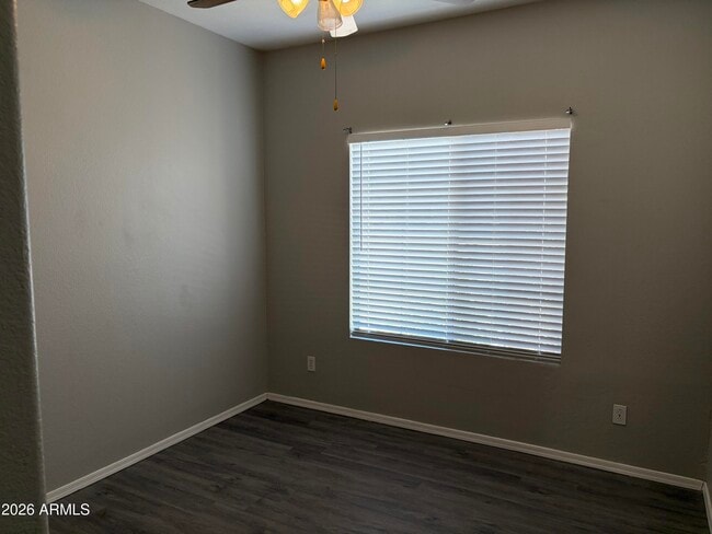 Building Photo - 1660 E Gary Dr