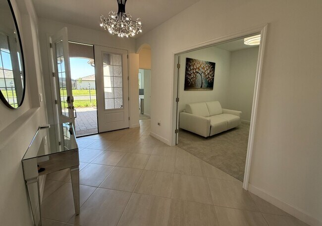 Building Photo - 4967 Seafoam Trl