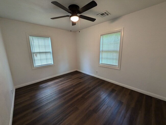 Building Photo - 4770 Galveston St