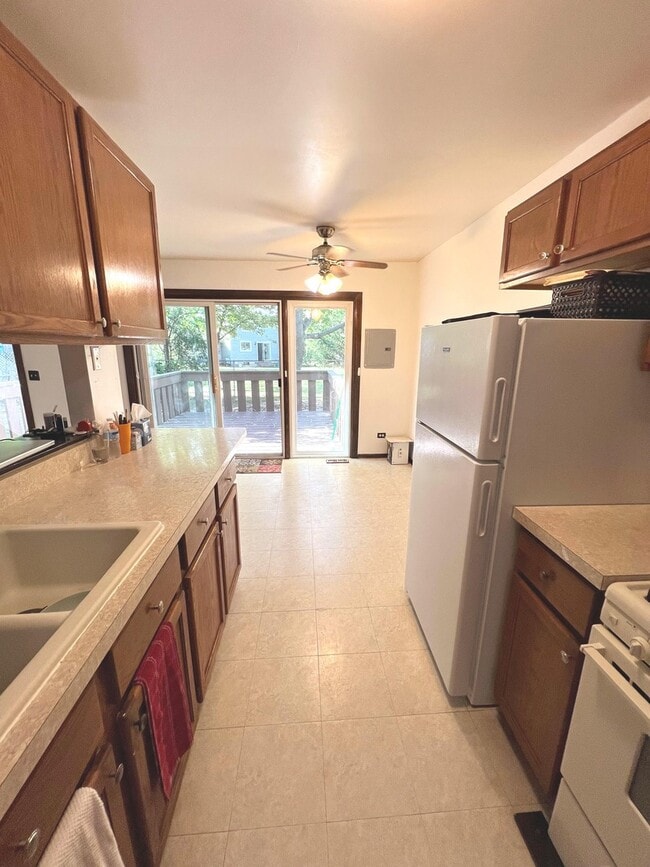 Building Photo - 7749 W Harbor Ct