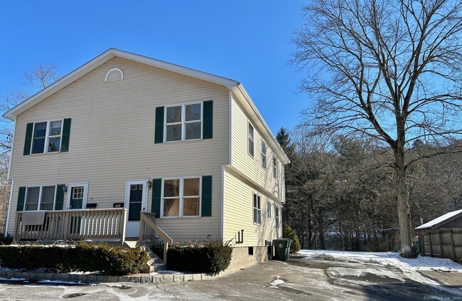 Building Photo - 145-147-147 Derby Ave