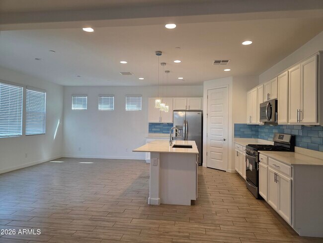 Building Photo - 12518 W Cassia Trail