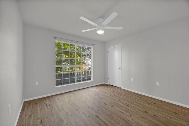 Building Photo - Fully Remodeled 2-Bedroom, 2-Bath Condo – Keonekai Villages #27-105