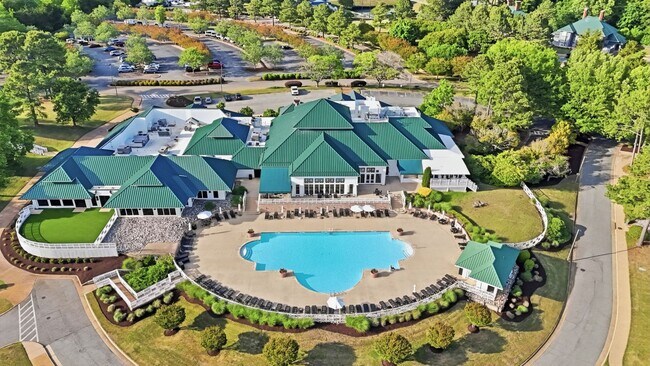 Building Photo - Resort Style Living - KINGSMILL (Graves Ordinary)