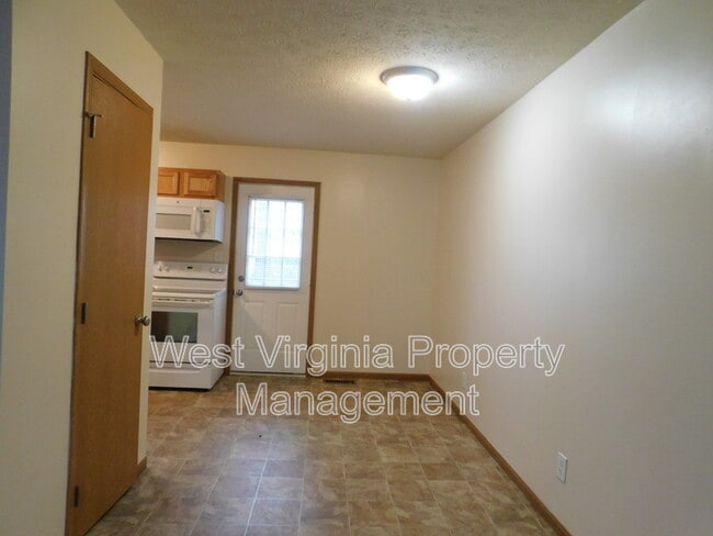 Building Photo - 152 Cardinal Wy