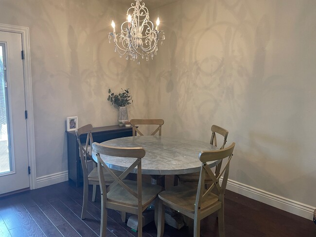 Building Photo - 714 S 150 E