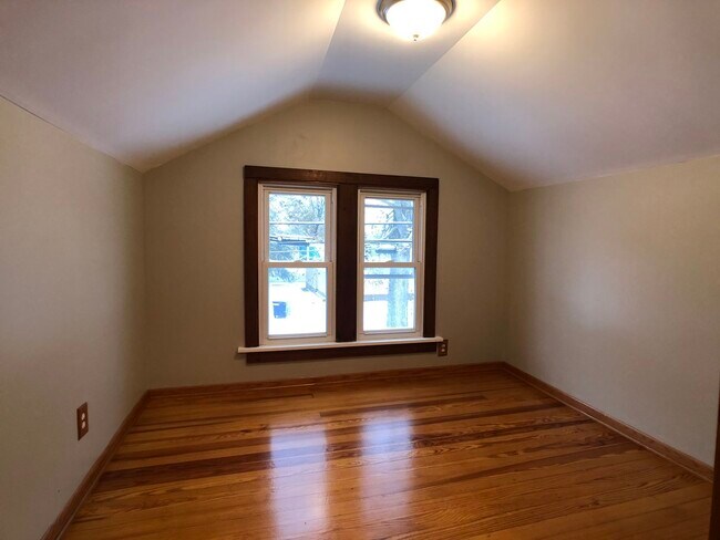 Building Photo - 3217 Ann St