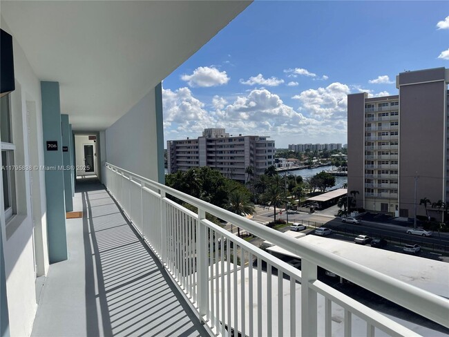 Building Photo - 201 N Ocean Blvd