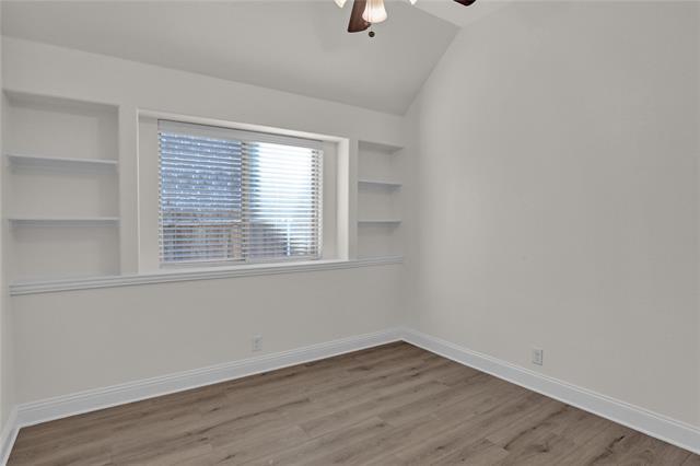 Building Photo - 2105 Burke Dr