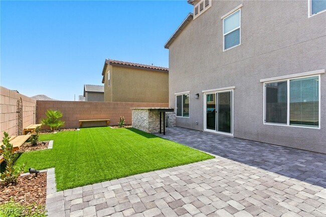 Building Photo - 10766 Hickam Ave