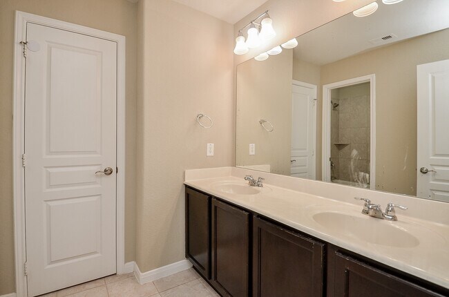 Building Photo - 6418 Burgess Heights Ln