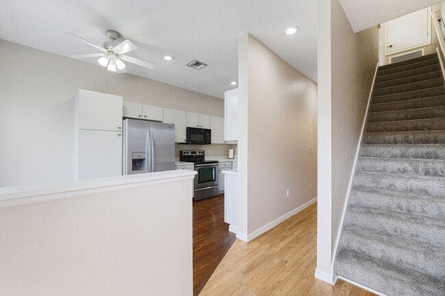 Building Photo - 18505 Pebble Lake Ct