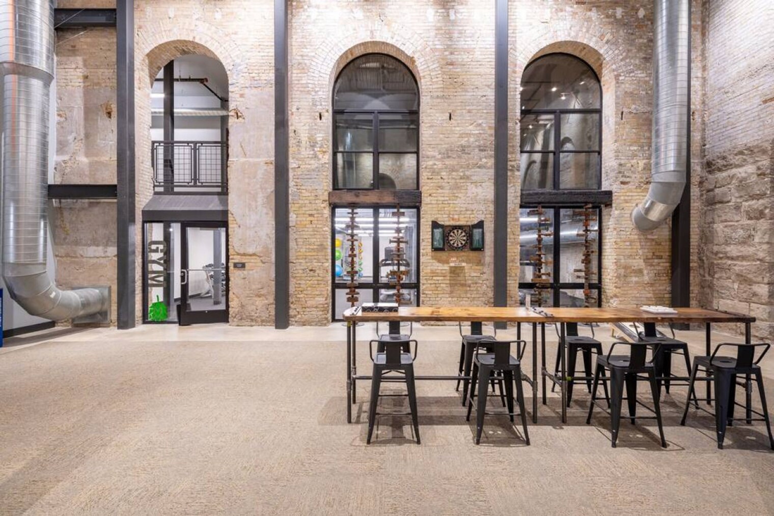 Building Photo - 1009 W Juneau Ave