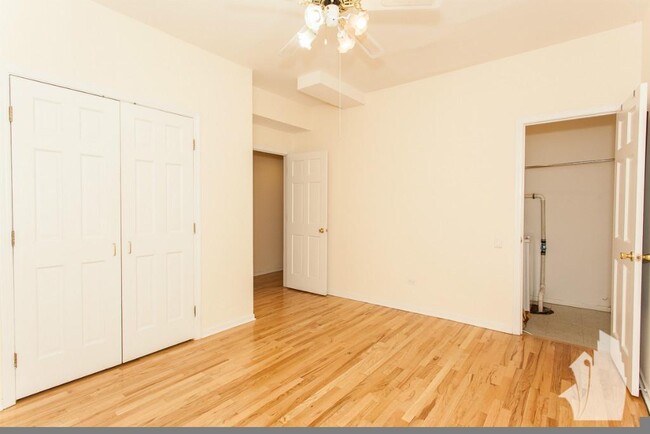 Building Photo - 2 bedroom in Chicago IL 60614