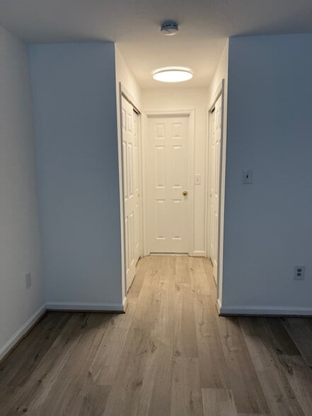 Second bedroom - 121 Timberbrook Ln