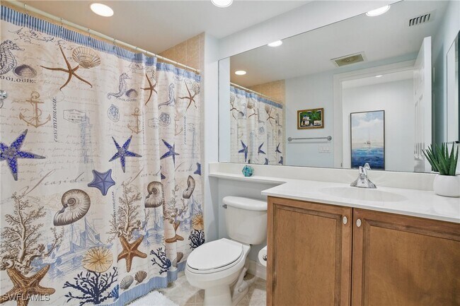 Building Photo - 2728 Tiburon Blvd E