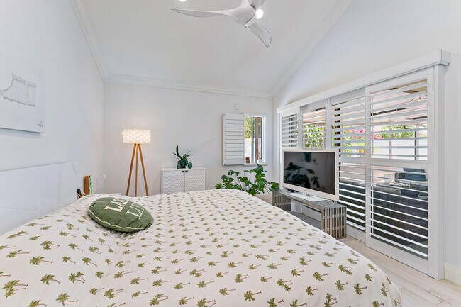 Building Photo - 125 Harbourside Cir