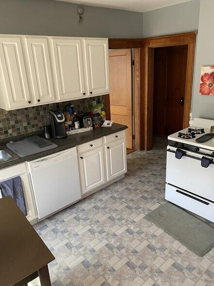 Building Photo - 12 St Peter St