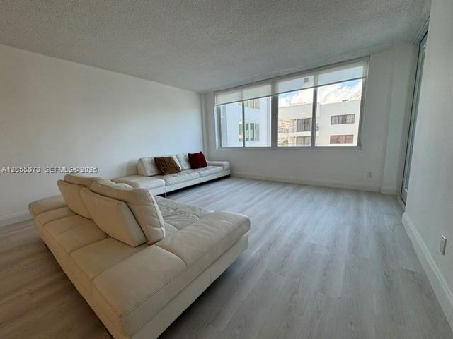 Building Photo - 5401 Collins Ave