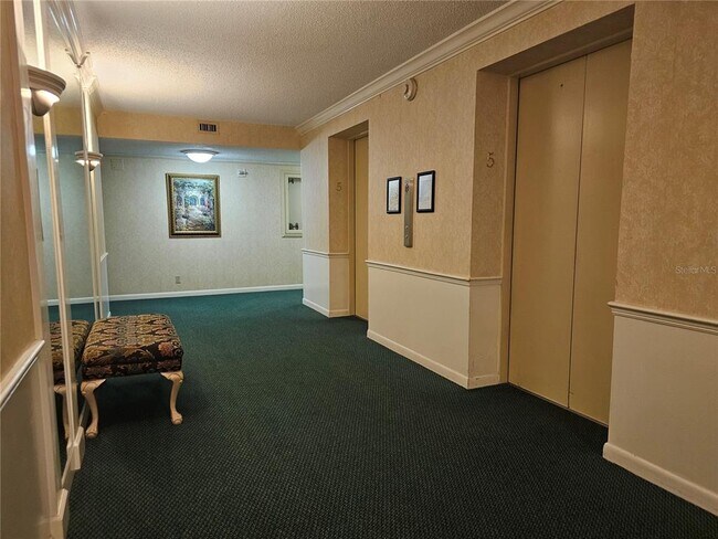 Building Photo - 2611 Bayshore Blvd