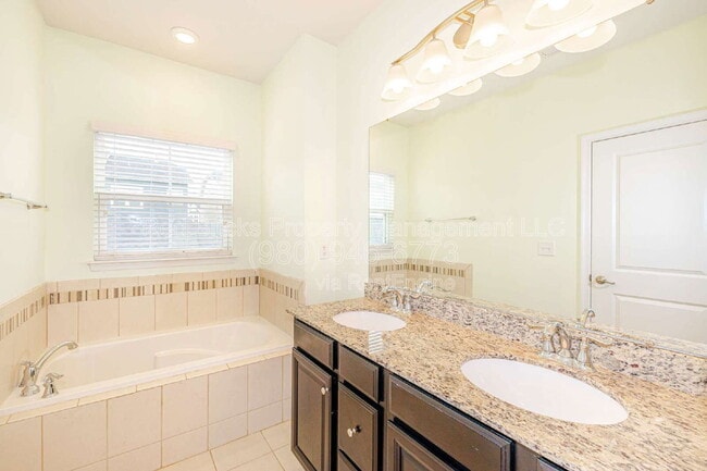 Building Photo - 11255 Bryton Pkwy