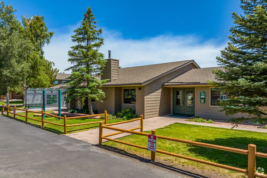 Primary Photo - Country Club Meadows Apartments