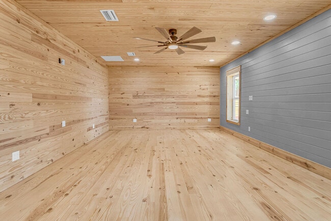 Building Photo - 498 Alabama St