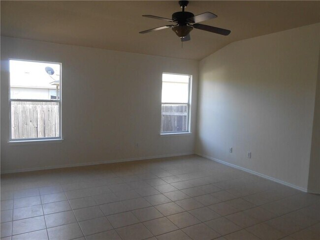 Building Photo - 2721 Breezy Point Cove
