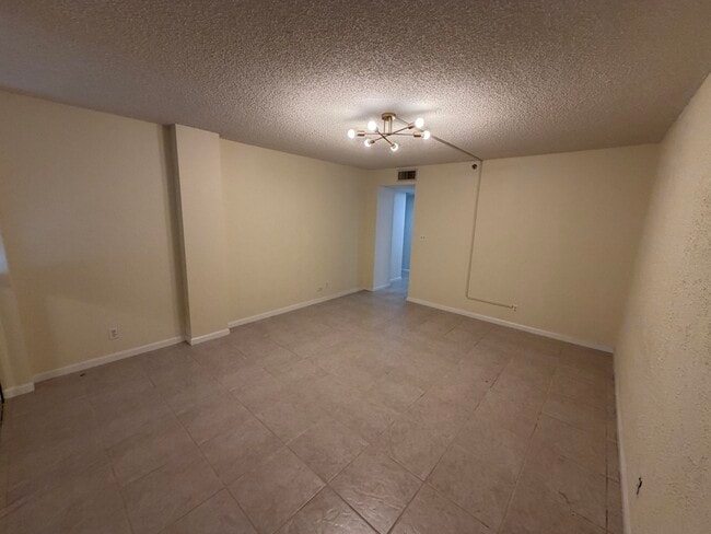 Building Photo - 6463 La Costa Dr