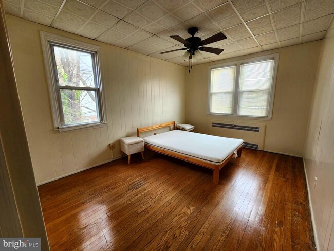 Building Photo - 203 Wilden Dr