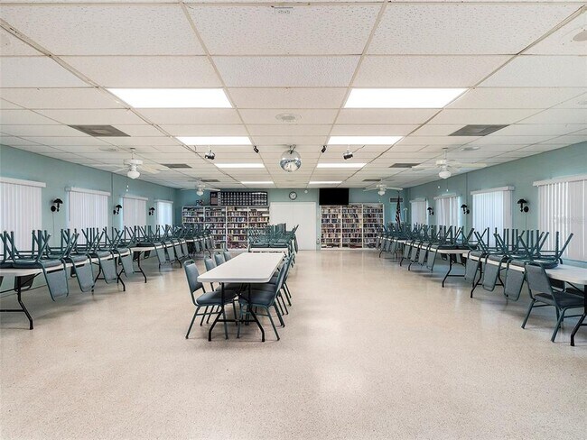 Building Photo - 1859 Restful Dr