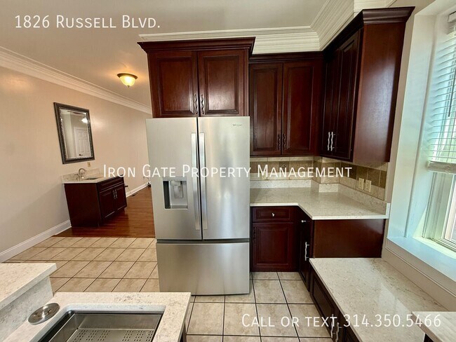 Building Photo - 1826 Russell Blvd