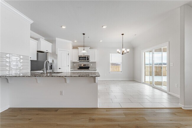 Building Photo - 317 S Nightfall Ave