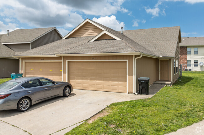 Building Photo - Glendale Place Duplexes