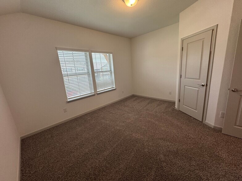 Building Photo - 7521 Briarwood Pass