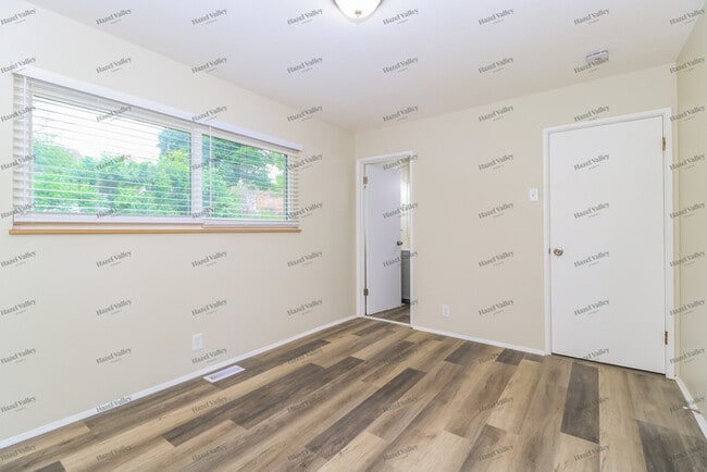 Building Photo - 4 Blackfoot Ct