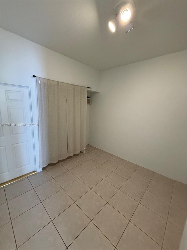 Building Photo - 16642 SW 79th Way