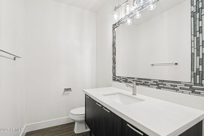 Building Photo - 6991 W Firebird Dr