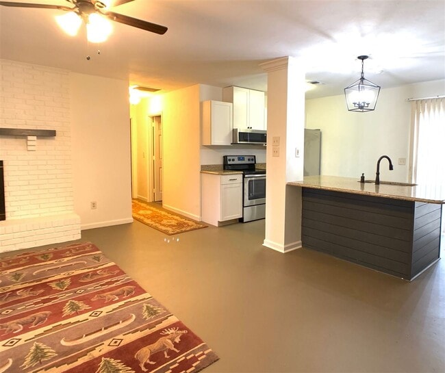 Building Photo - 2810 Kilkierane Dr